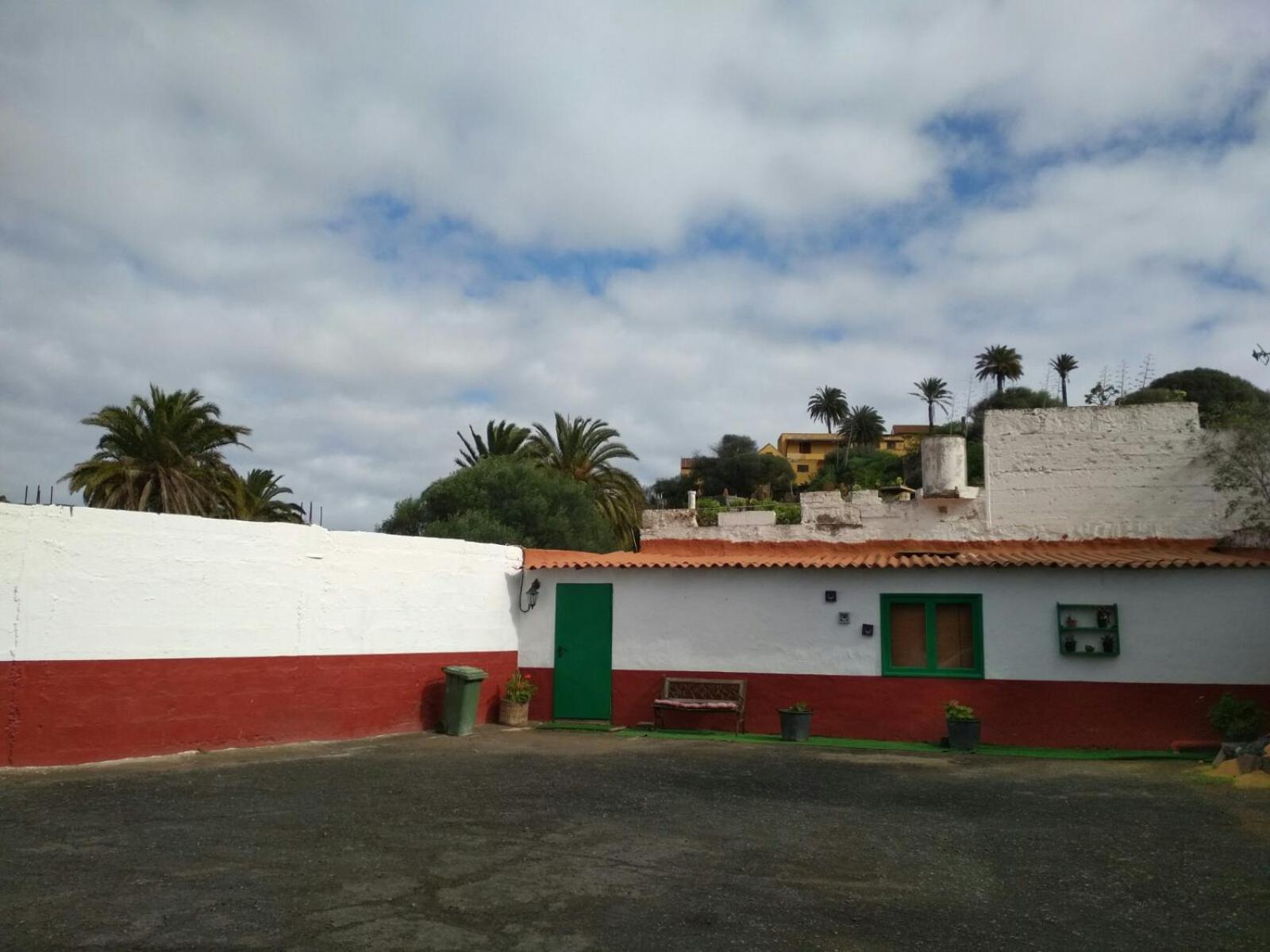 Residencia Los Conejos - Bike & Motorbike Las Palmas de Gran Canaria Exterior foto