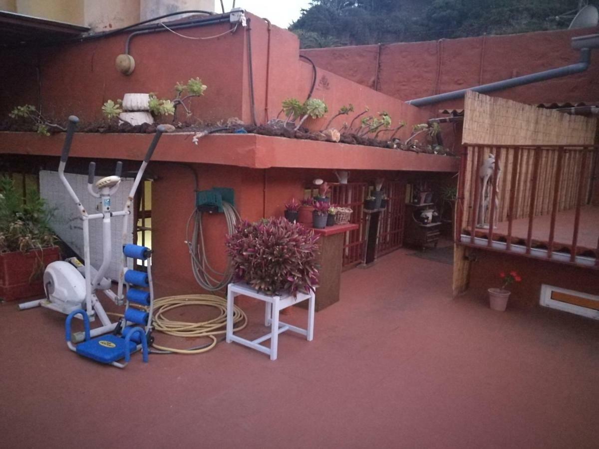 Residencia Los Conejos - Bike & Motorbike Las Palmas de Gran Canaria Exterior foto